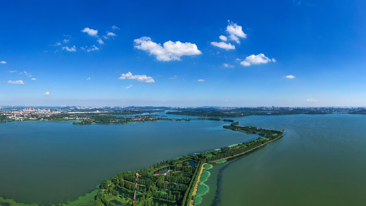 武汉航拍从空中视角看武汉的发展